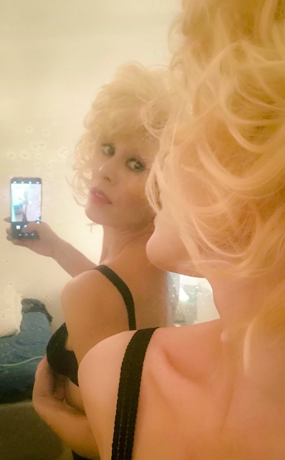 Miss Selfie