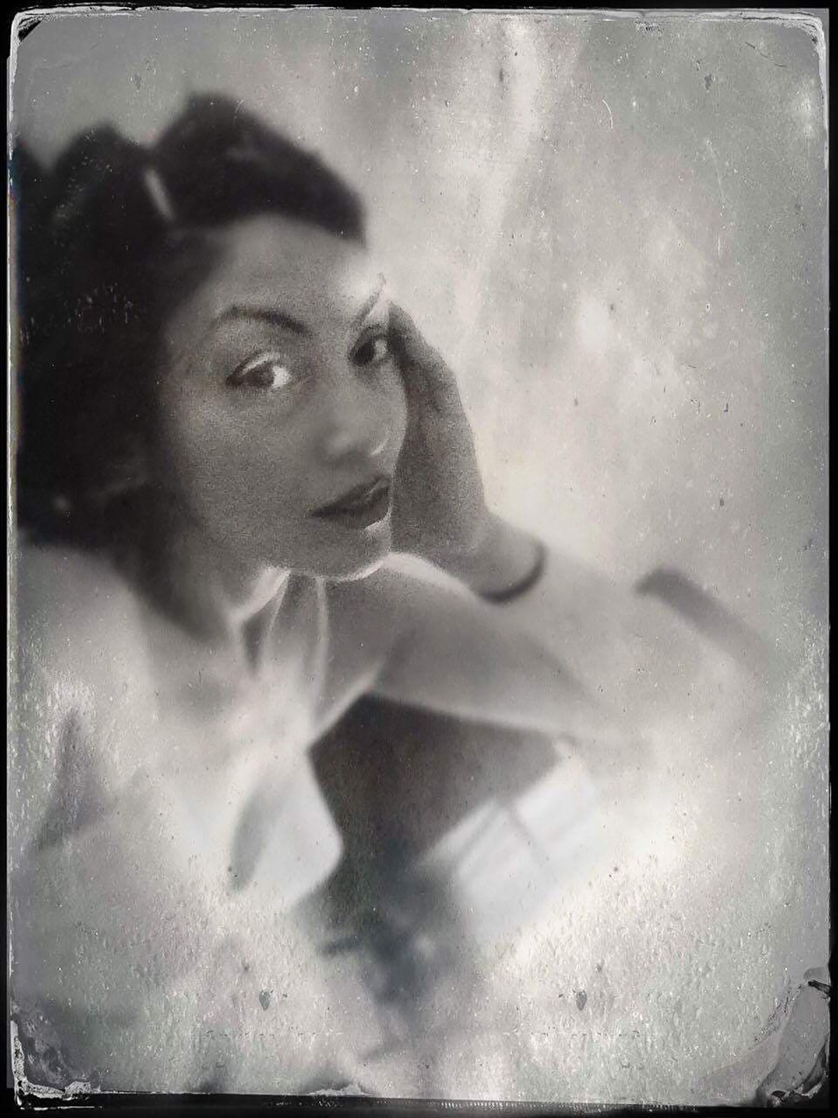Vava Venezia Miss Selfie Self Portraits