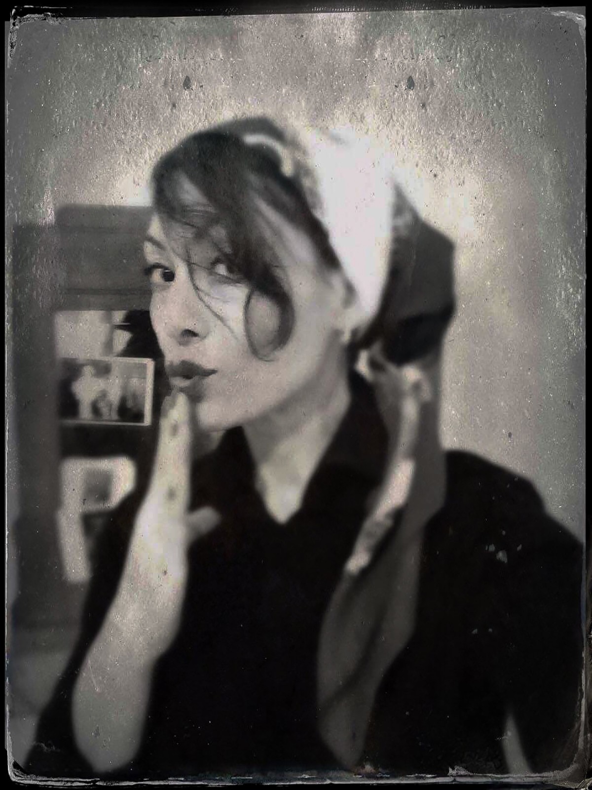 Vava Venezia Miss Selfie Self Portraits
