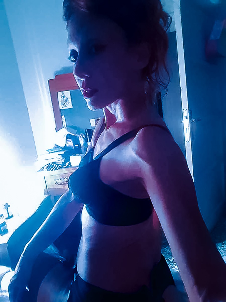 Vava Venezia Miss Selfie Self Portraits