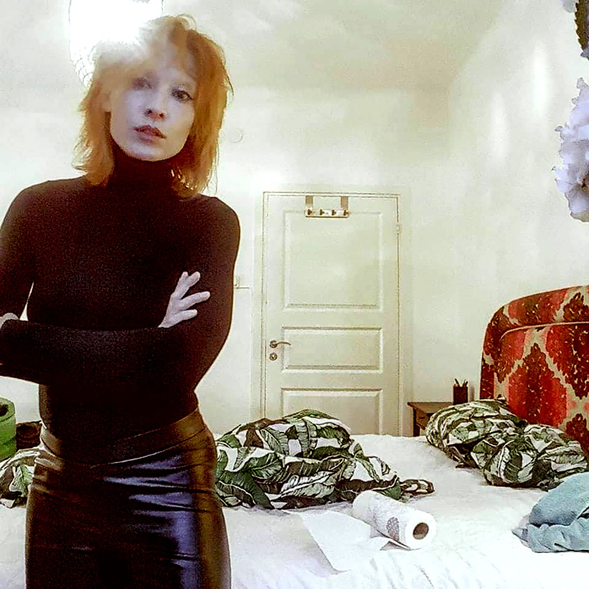 Vava Venezia Miss Selfie Self Portraits