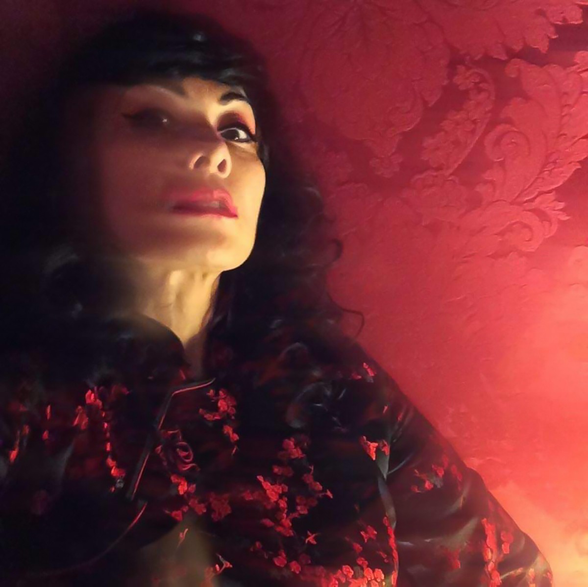 Vava Venezia Miss Selfie Self Portraits