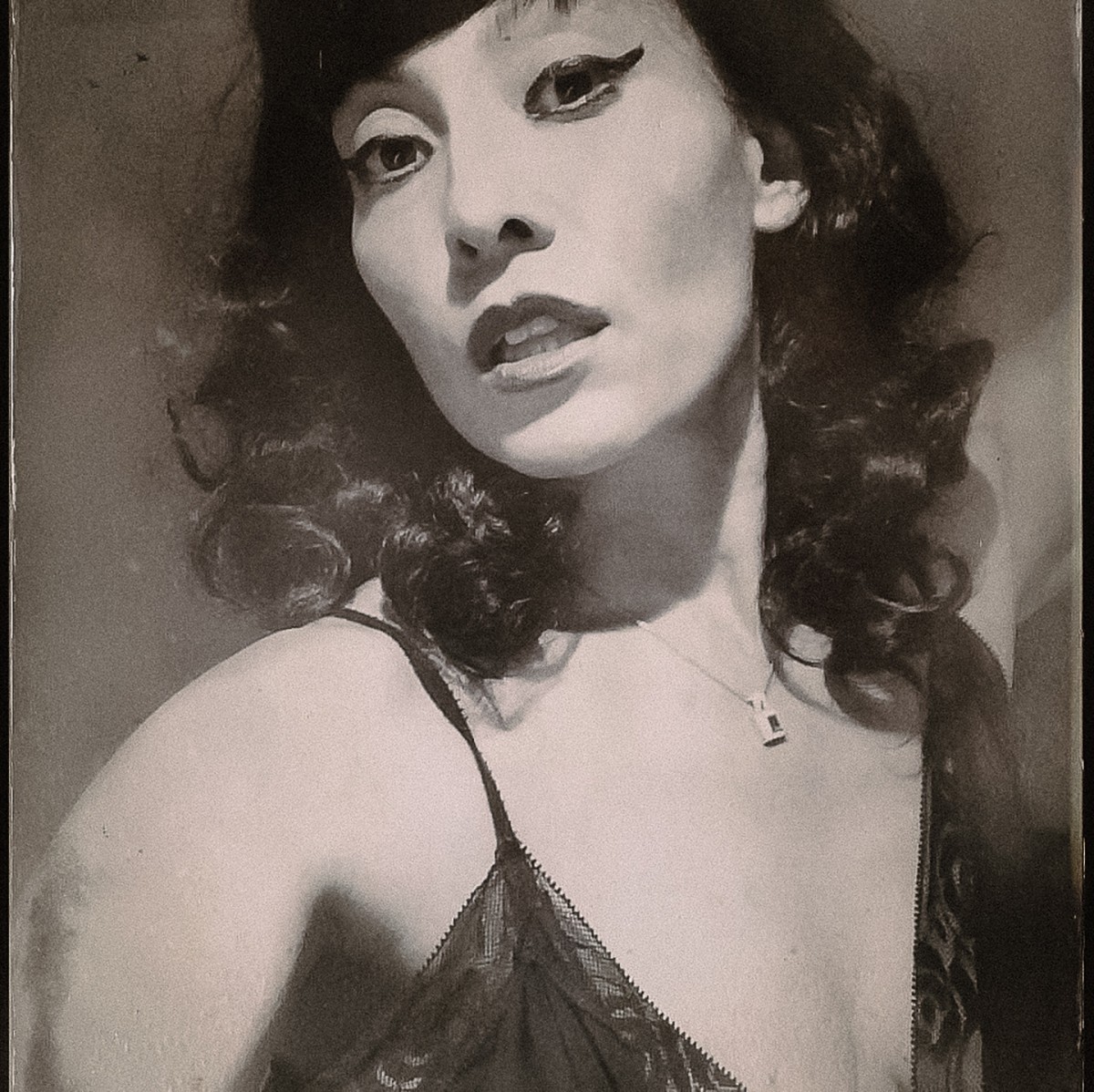 Vava Venezia Miss Selfie Self Portraits