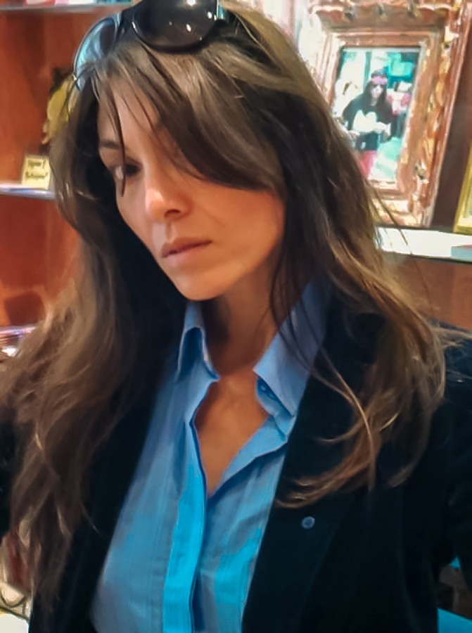 Vava Venezia Miss Selfie Self Portraits