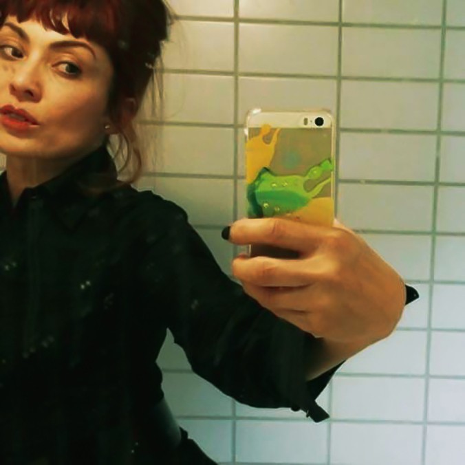 Vava Venezia Miss Selfie Self Portraits