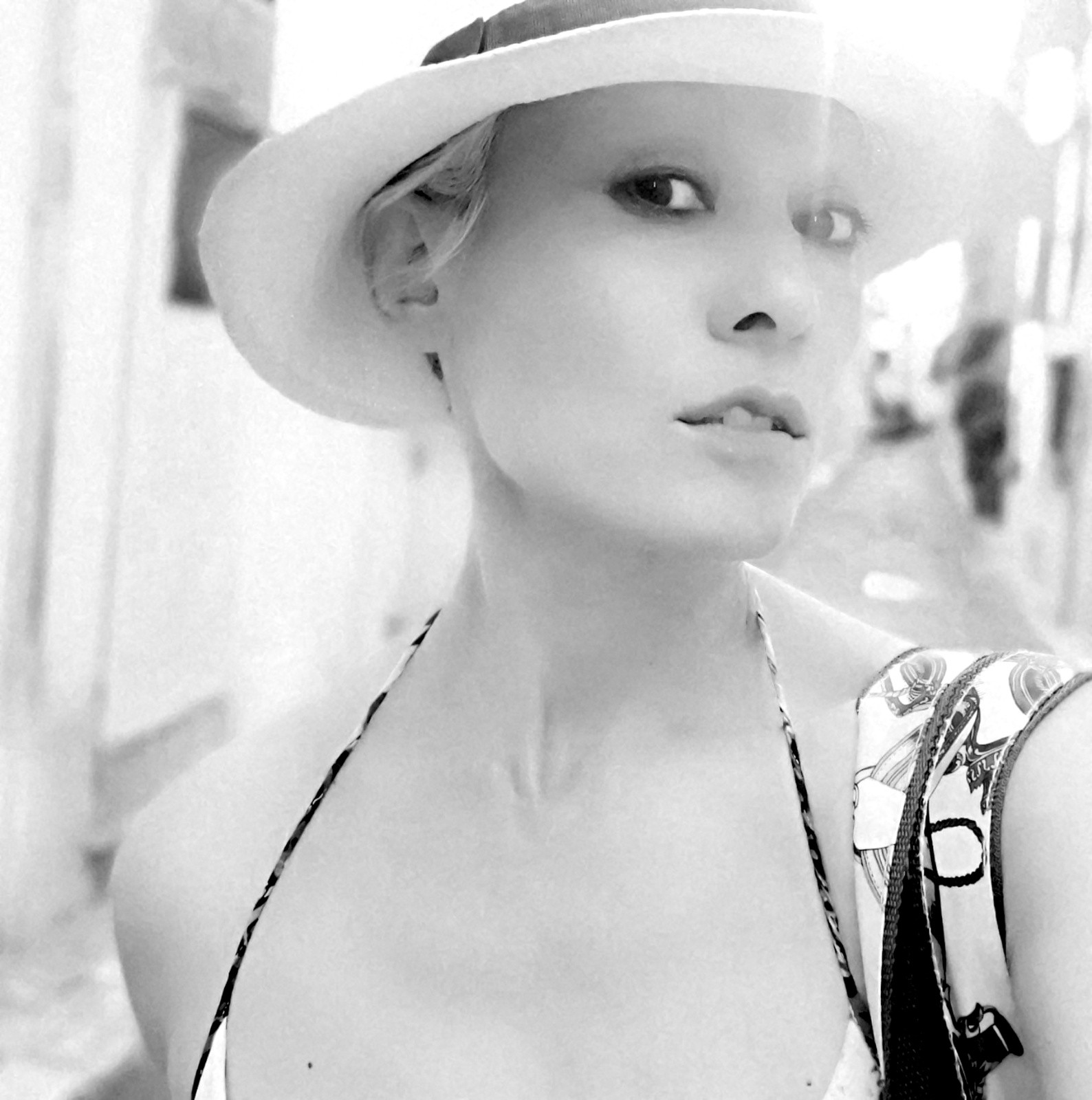 Vava Venezia Miss Selfie Self Portraits